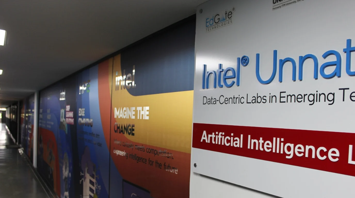 Intel Unnati Lab corridor with Edge, Cloud, and Accelerated Computing graphics at NCU